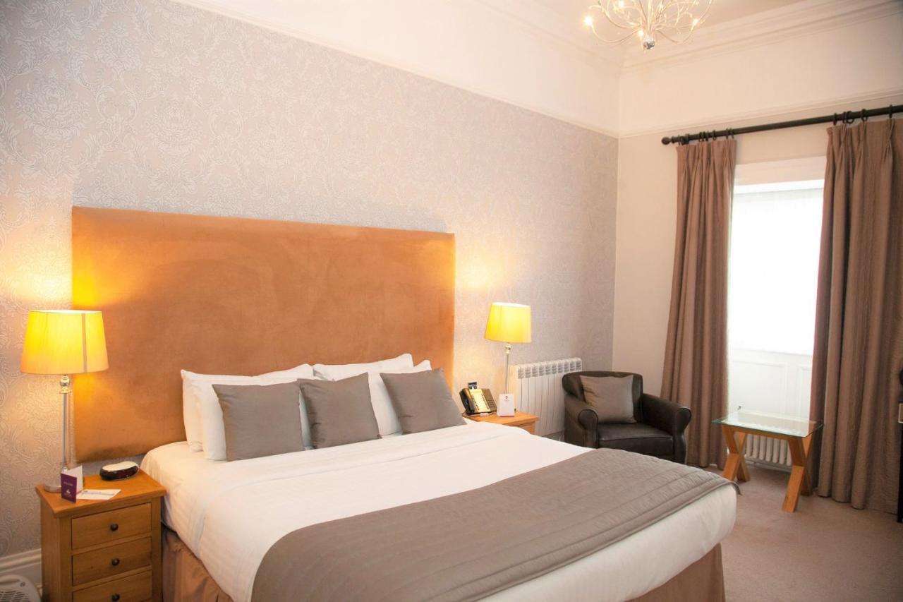 Western Hall 3* Aston (South Yorkshire)